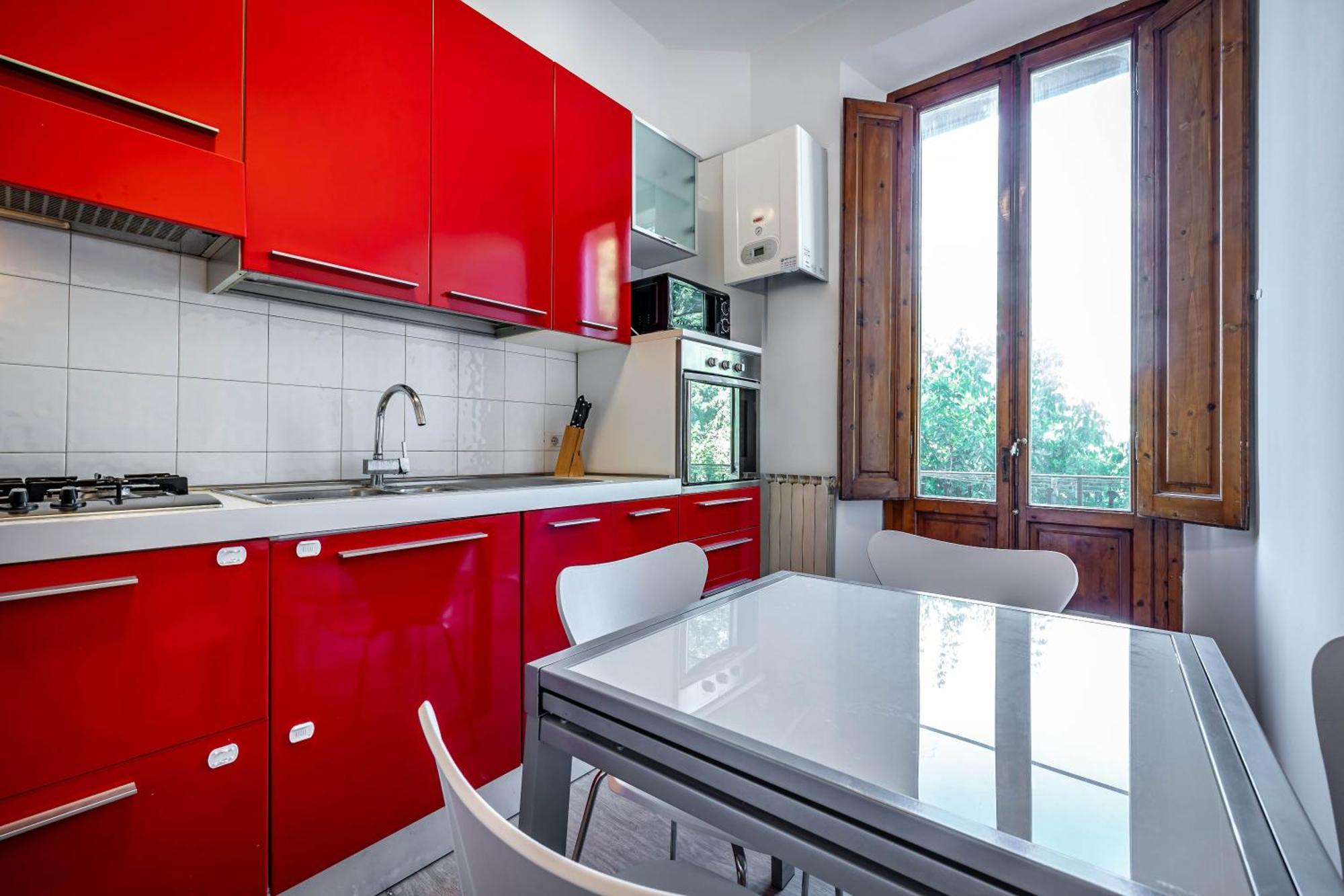 Apartment Yd Aleardi Luminous And Comfy Florenz